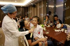 “快乐童年我做主，小小牙医初体验！”